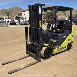 2023 Clark S25L 5,000 Ibs Class Industrial Warehouse Forklift Truck LPG bidadoo