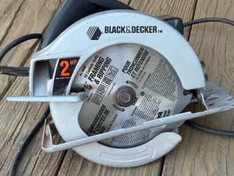 corded Black & Decker 2HP, 7-1/4" Circular Saw 10-amp