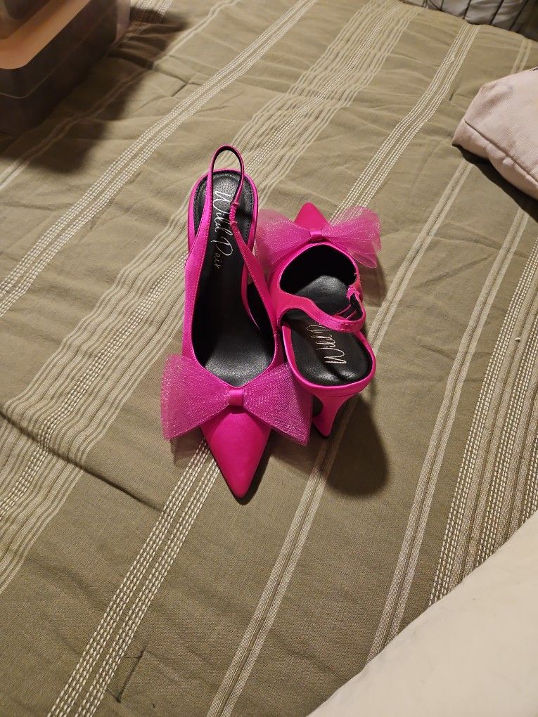 Wild Pair Hot Pink Heel 8.5