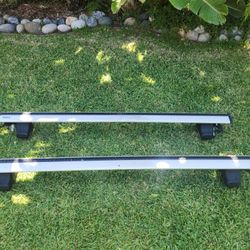 Thule Surfboard Roof Racks