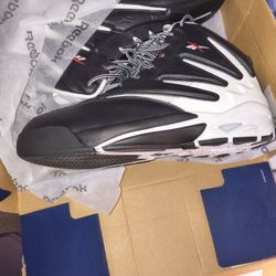 Shaq Reebok's NEW NEVER WORN size 13 Wide