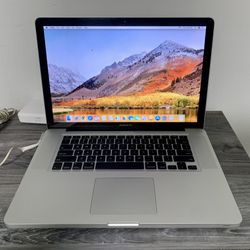 Apple MacBook Pro 15" A1286, I7 2.0GHz 12GB RAM | 256GB SSD | DVD no battery 