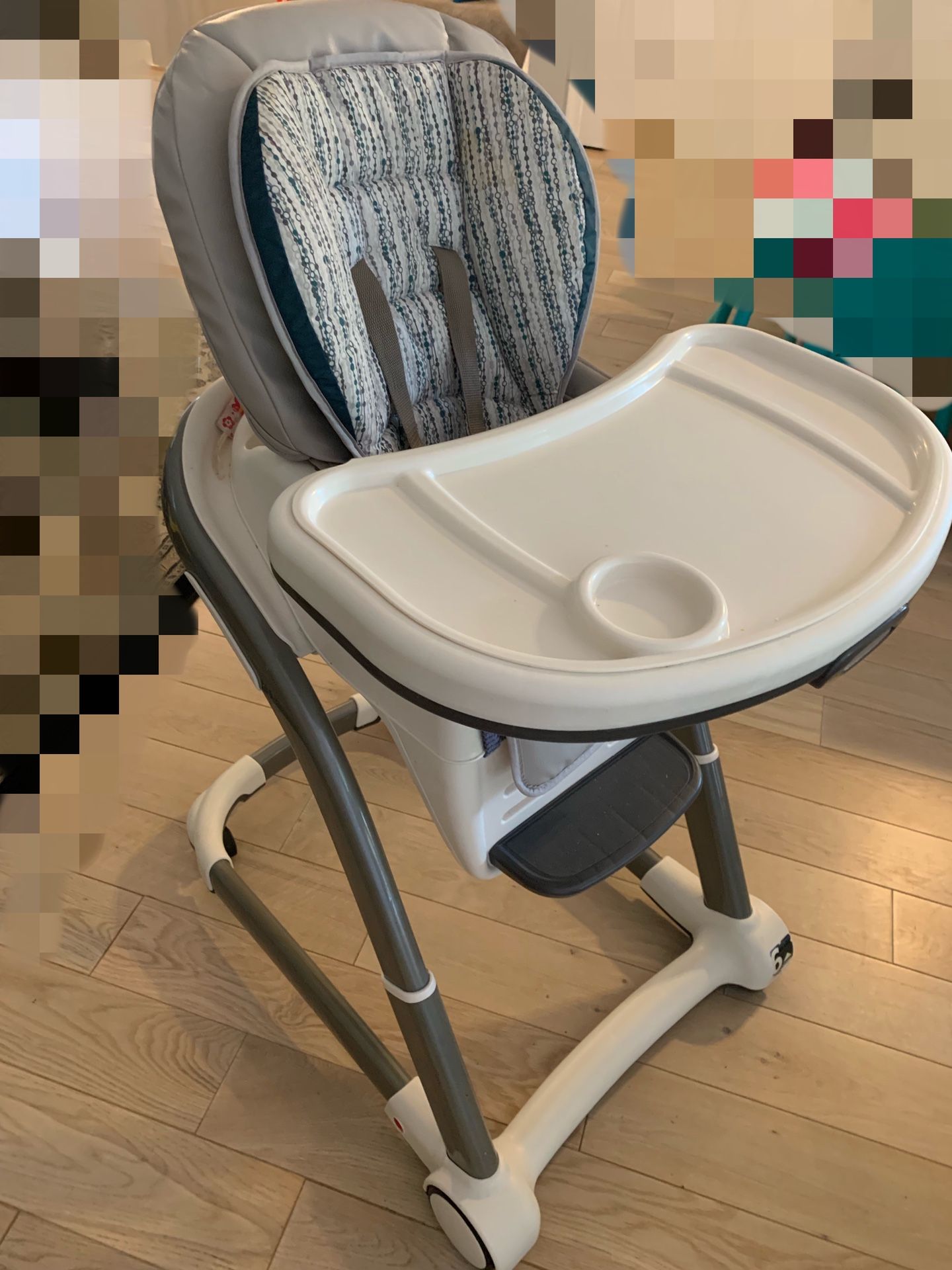 Like New: Graco Blossom 6 in 1 Highchair