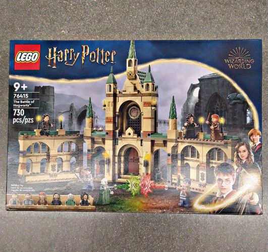 LEGO Harry Potter The Battle of Hogwarts Building (New in box)