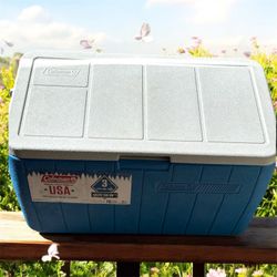 Hielera. Coleman 48 Cuartos 