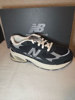 New Balance Low-Top Sneakers Black Gray