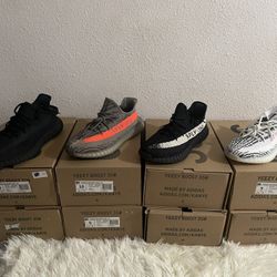 Yeezy 350 V2