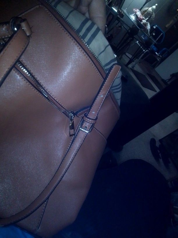 Michael And Kors Bag Nice Great Shape 38$$ Obo