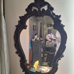 Victorian Style Mirror 24'x36' (Or Close To It)