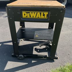 DeWalt Mobile Thickness Planer Stand 