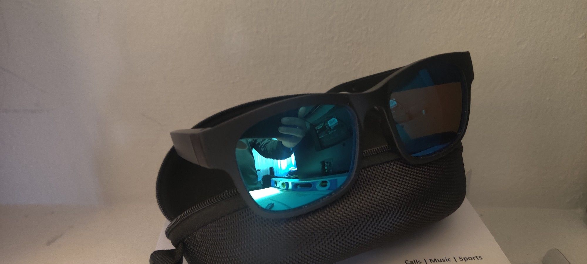 Brand New Smart Glasses With Mic