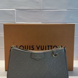 Louis Vuitton Clutch