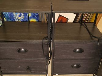 2 nightstands