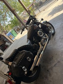 2004 Yamaha V star