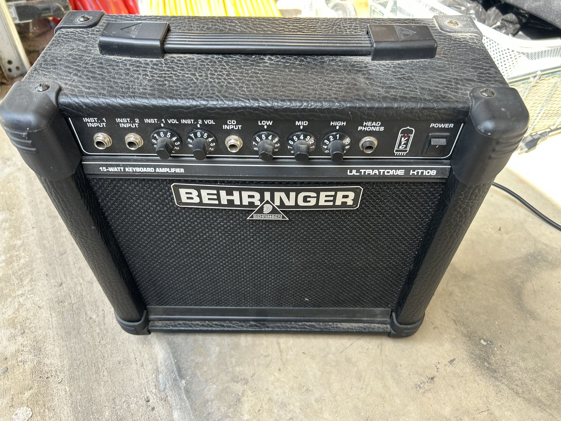Behringer Amp Model Ultratone KT108 Good Condition
