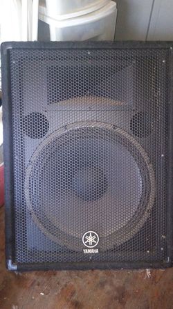 Yamaha speaker