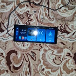 11.26'' Portable Wireless Apple CarPlay Screen