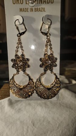 Aretes de oro lainado con rosa 🌹