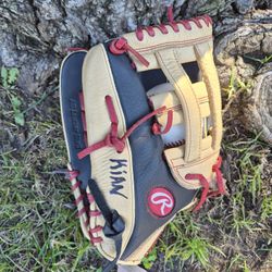 RAWLINGS "LEFTHANDED,," THROWER BASEBALL GLOVE. "FIRM PRICE" LOCATED IN GLENDORA
