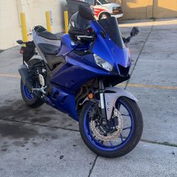 yamaha R3 2021