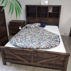 Brown Rustic 4 Piece Bedroom Set - Montana