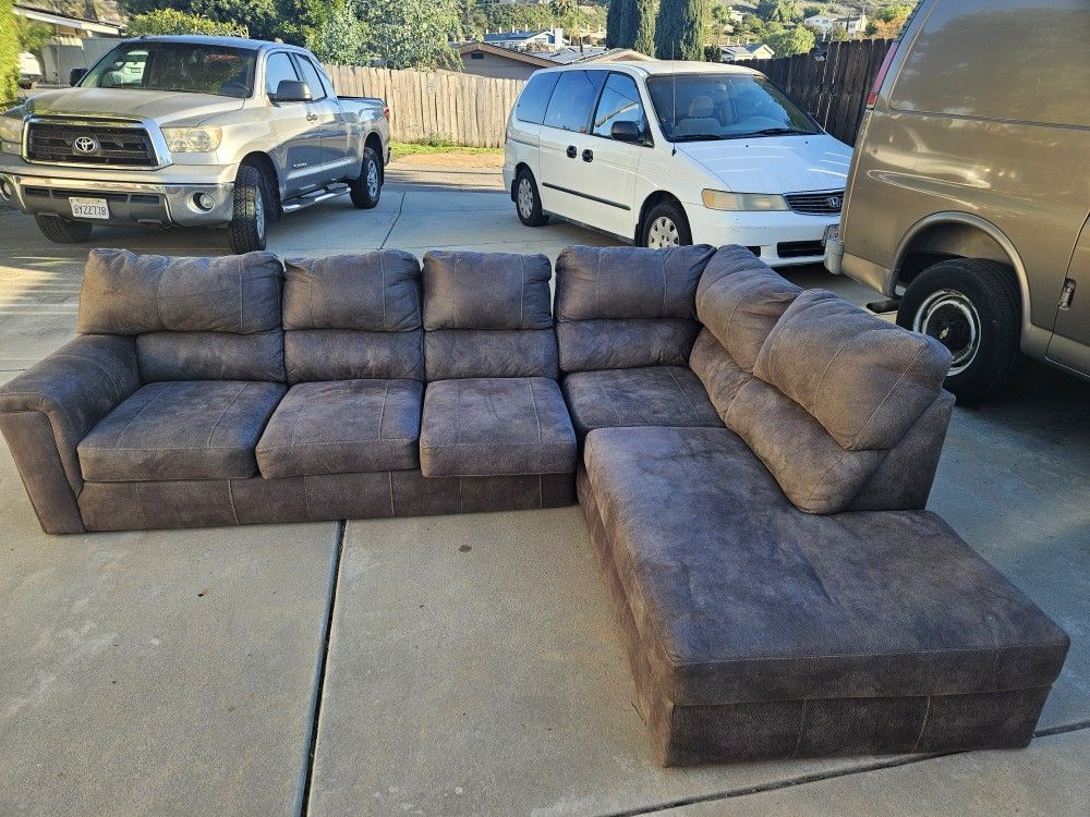 Free Sectional Couch