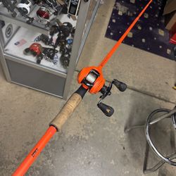 70$!!! Lews Like New Xfinity Casting Fishing Combo. Ready to Fish. 