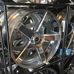 24” Strada Wheels Perfetto