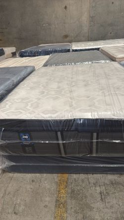 Colchón Sealy Pillow Top Plus  solo $499 🤯