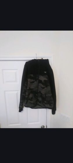 Hollister camo zip up hoodie