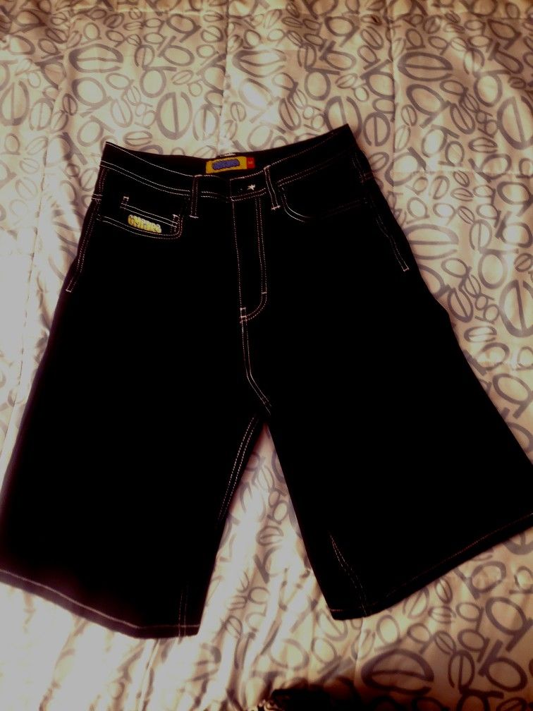 Empyre Shorts From Zumiez Size 30 Waist Black Like New