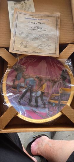 Star trek collectibles plates