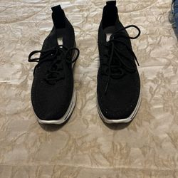 Italian women sneakers size 8 