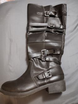 Botas