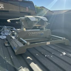 B&W 20,000# 5th Wheel hitch