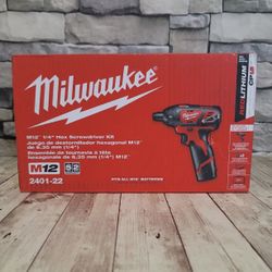 Milwaukee M12 1/4 Hex Screwdriver Kit 