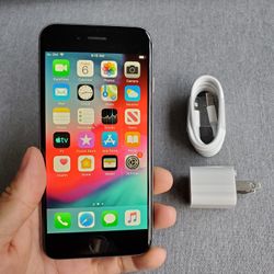 iPhone 6 - UNLOCKED - Like New  