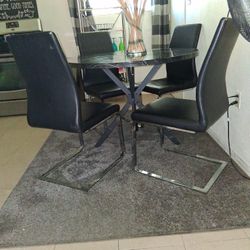 Dinning  Room Table+4 Chairs