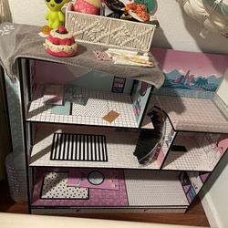 LOL doll House