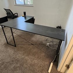 Large black computer table