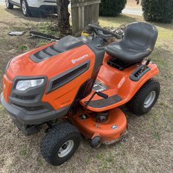 2017 Husqvarna YTH  18.5 42