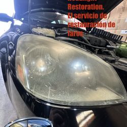 Headlight Restoration. El servicio de restauración de faros