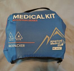 ADVENTURE MEDICAL KIT