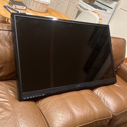 VIZIO TV 50’ Screen