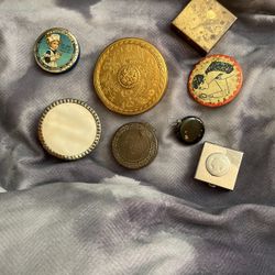 Vintage Compact/pill Box Or Mirror 