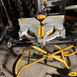 LIKE NEW DeWalt 12” Sliding Miter Saw + Rolling Stand – Barely Used