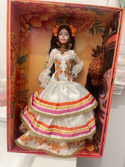 Dia Del muerto Barbie authentic limited edition (the day of the death )