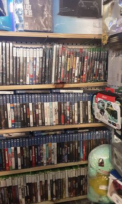 10% off New Retro Video Games Restocked at Crescent Moon Music and Collectibles 