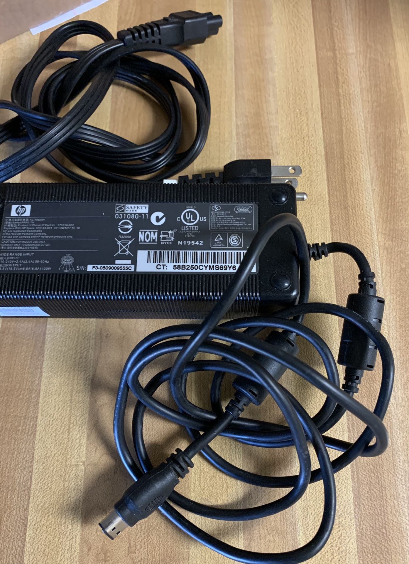 Genuine HP PPP017H 120W AC Adapter Power Supply