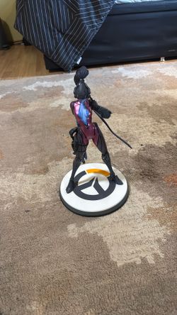 Overwatch Widowmaker Statue